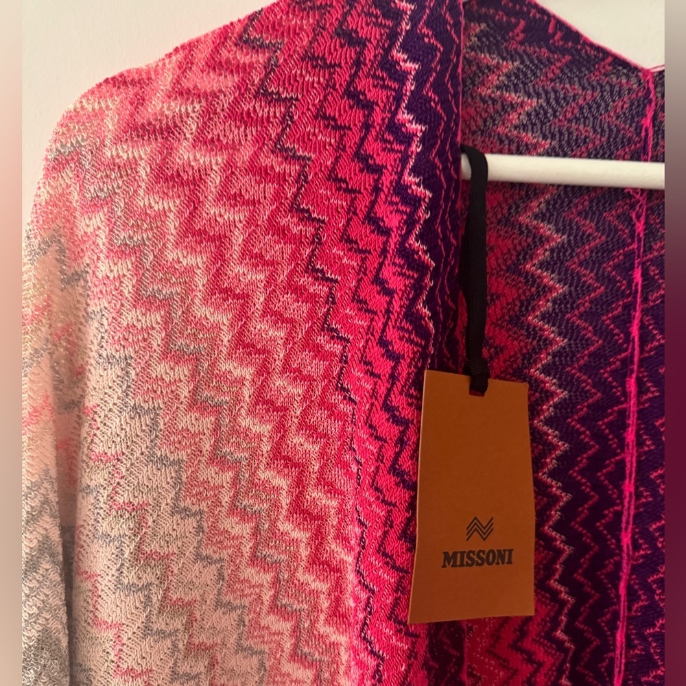 Missoni Fringed Cape (Shawl). - Picture 3 of 10